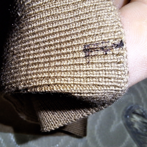 A Jos.A.Bank men's 100% silk long sleeve Camel Color sweater in an XL. - Picture 4 of 5